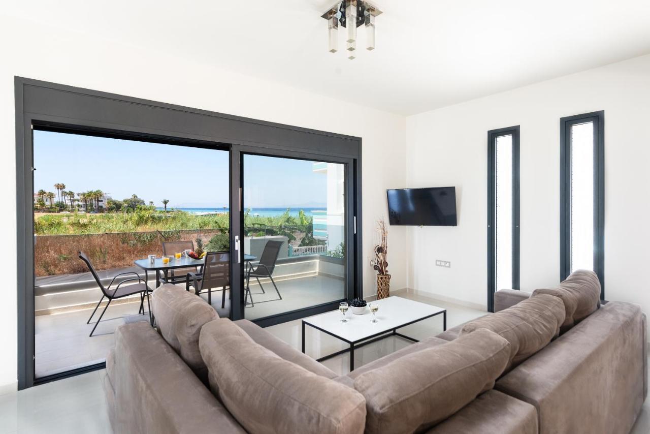 Vila Ixia Breeze 3 Exteriér fotografie