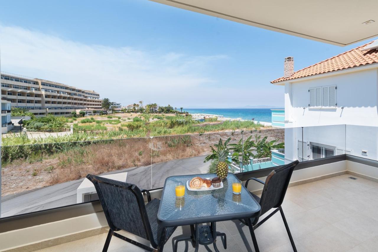 Vila Ixia Breeze 3 Exteriér fotografie